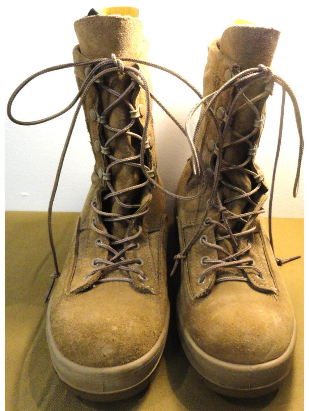 MCRAE MILITARY USAF ARMY COYOTE COMBAT TACTICAL 265 BOOTS 8W CURRENT ISSUE 26